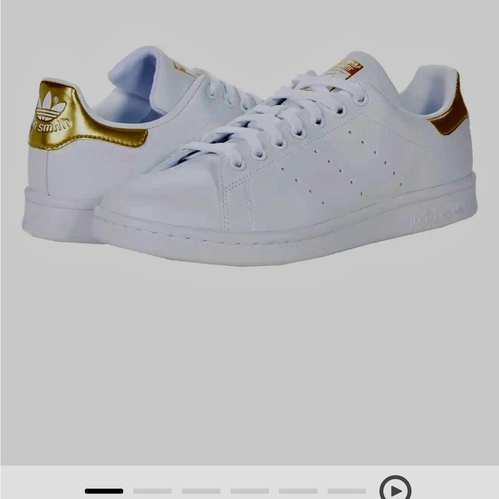 Adidas Stan Smith Size 9 women’s tennis shoes